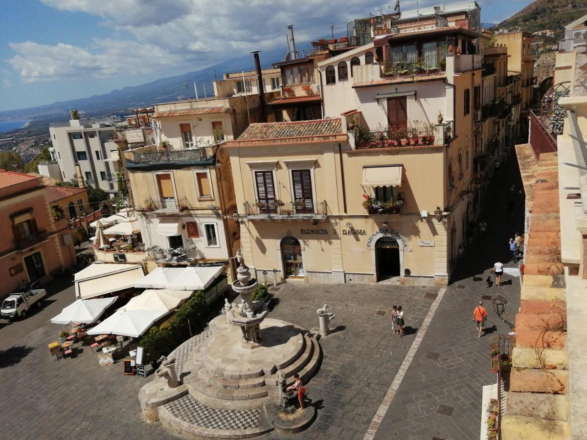 Aly Art Apartment Taormina Duomo, Gulf & Etna View Exterior foto