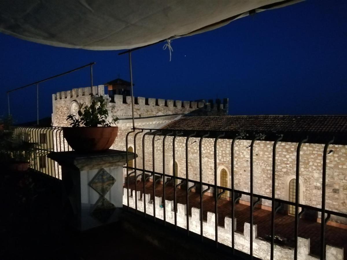 Aly Art Apartment Taormina Duomo, Gulf & Etna View Exterior foto